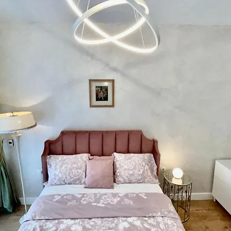 Apartment Summer Nest By Onix Blue Mamaia Nord Navodari